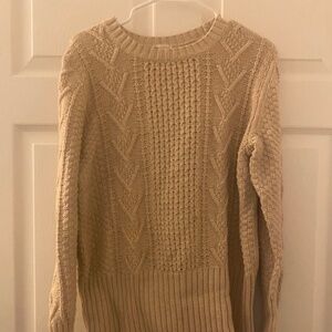 GAP beige sweater